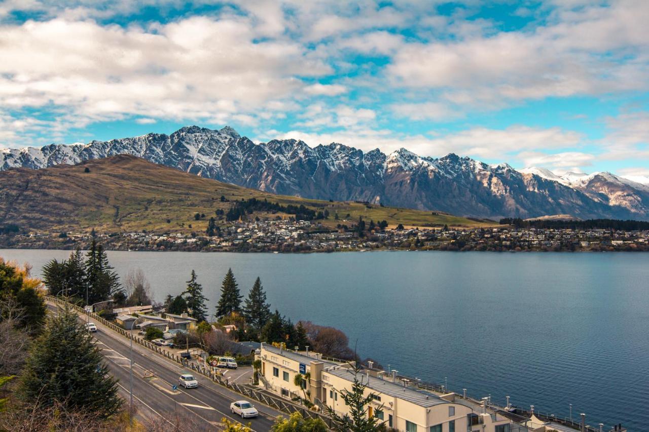 Earnslaw Villa With Lake View Queenstown Bagian luar foto